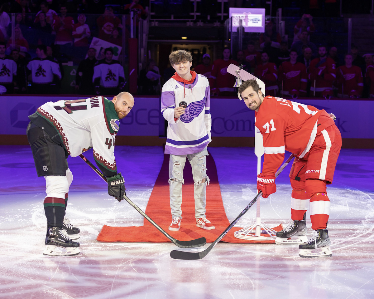 Detroit Red Wings, American Cancer Society and Comerica Bank Team