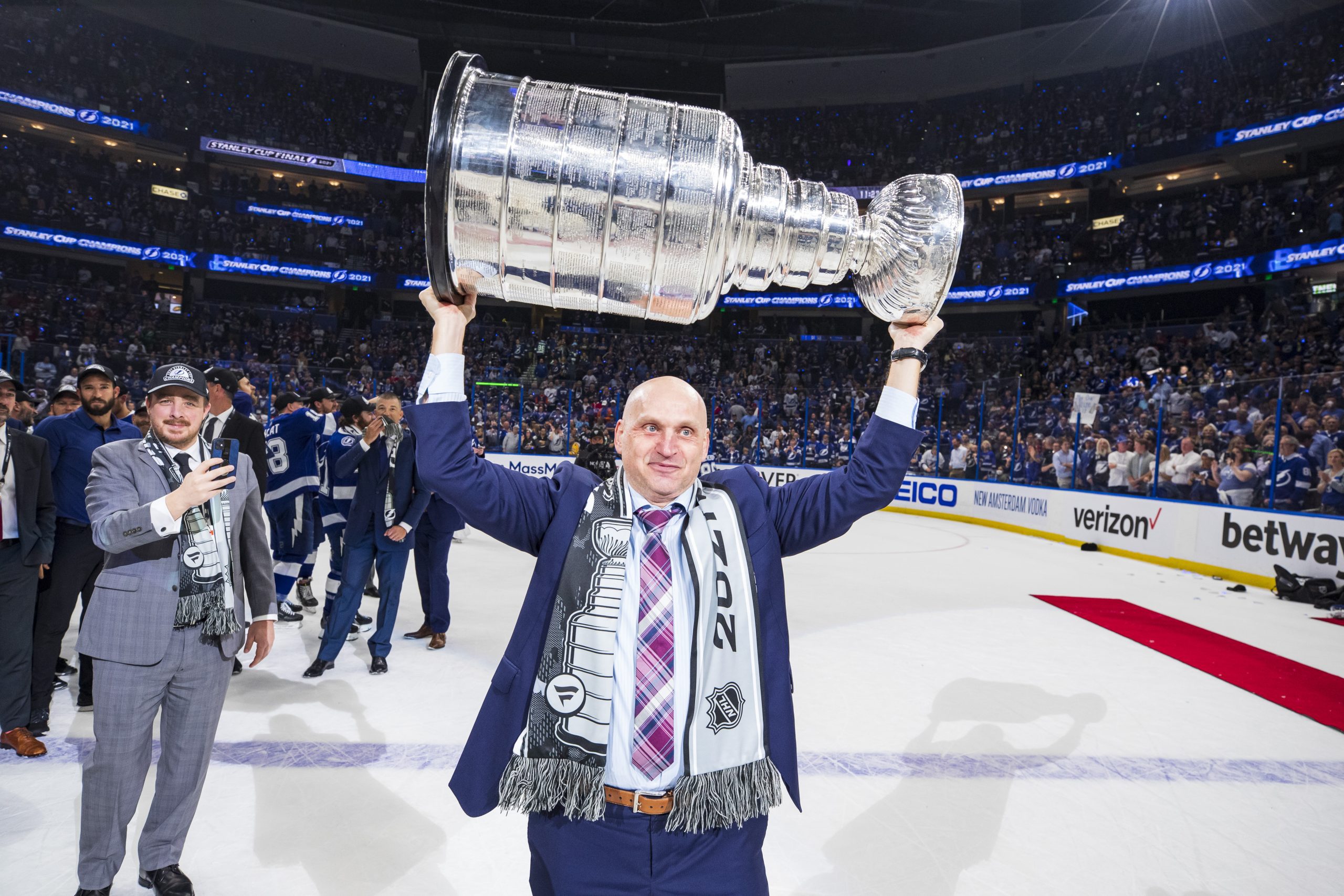 Steve Yzerman 'thrilled' for Tampa Bay's Stanley Cup success